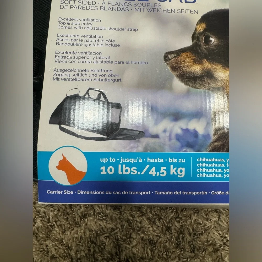 Petmate Dog / Cat travel bag.